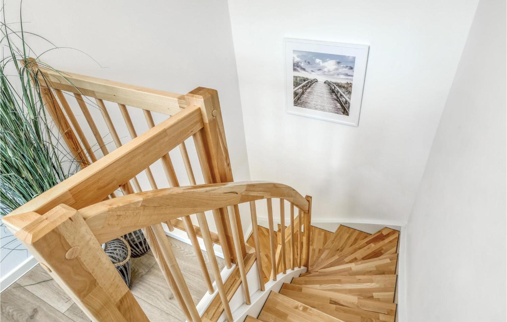 Amazing Home In Tossens With Wifi Екстериор снимка